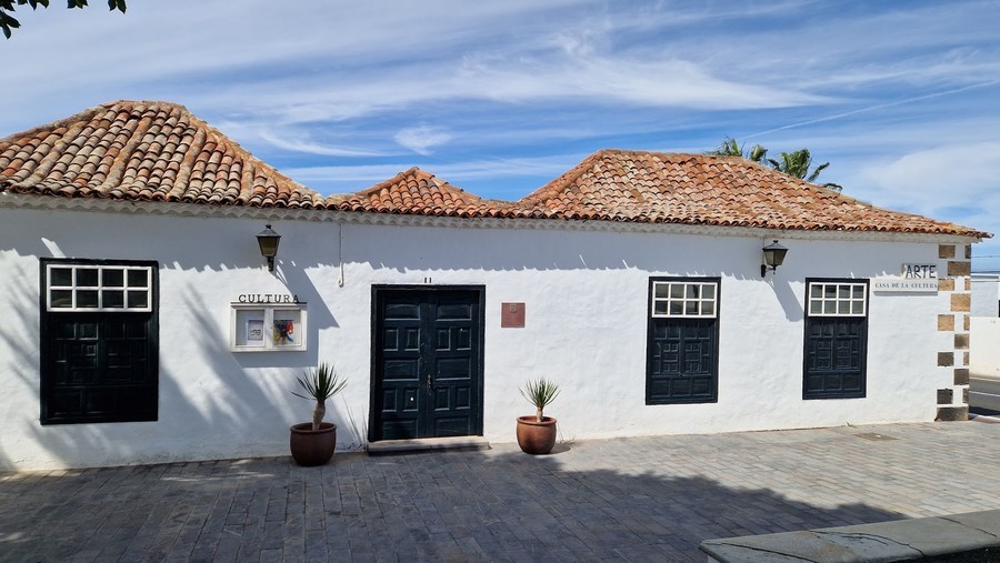 Casa de la Cultura Benito Pérez Armas, una visita gratuita que hacer en Yaiza lanzarote
