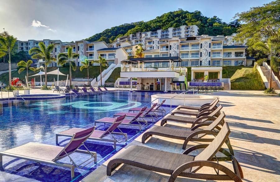 Planet Hollywood Costa Rica, the most luxurious hotel in Costa Rica where you can enjoy without limitations