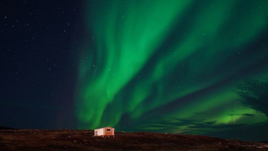Iqaluit (Nunavut), aurora boreal Canadá turismo