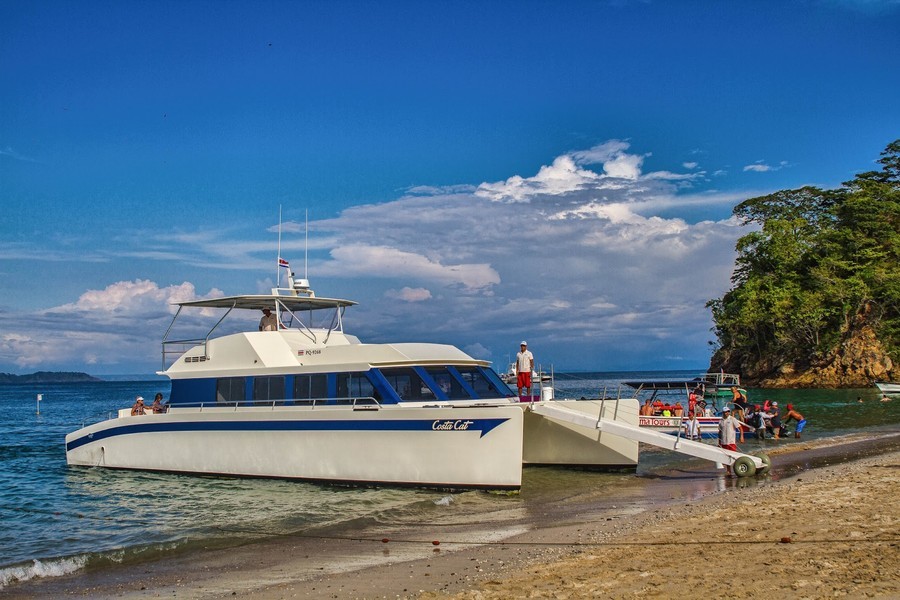 Tortuga Island Costa Rica tour by catamaran