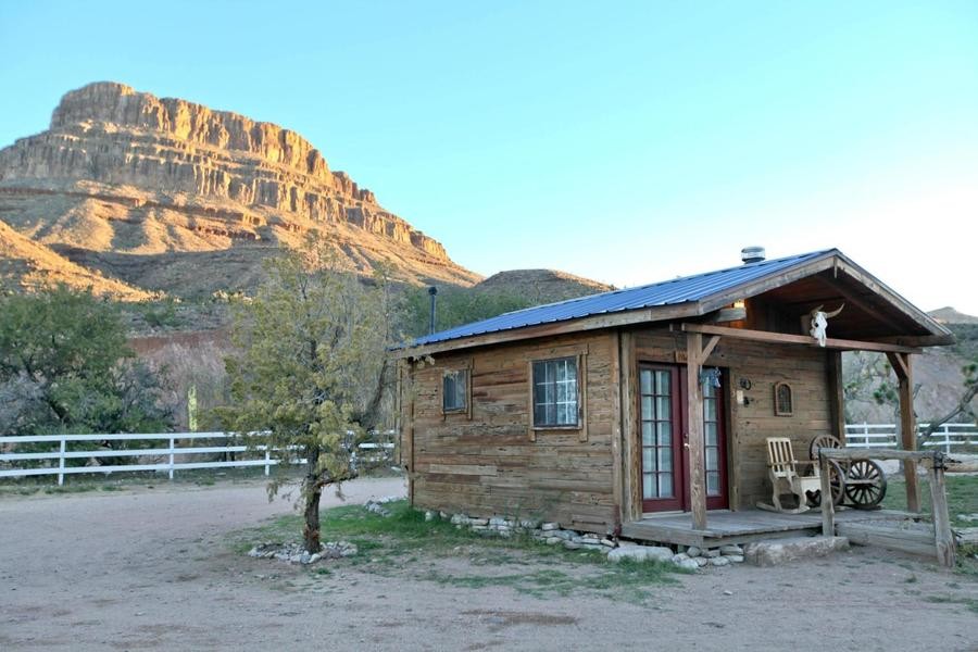 Grand Canyon Western Ranch, cabins by the grand canyon
