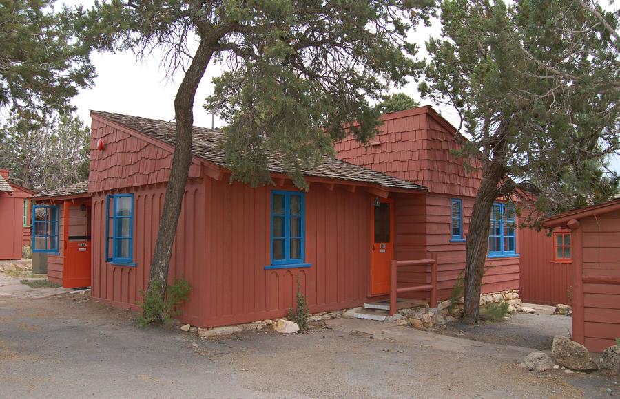 Bright Angel Lodge, best grand canyon cabins