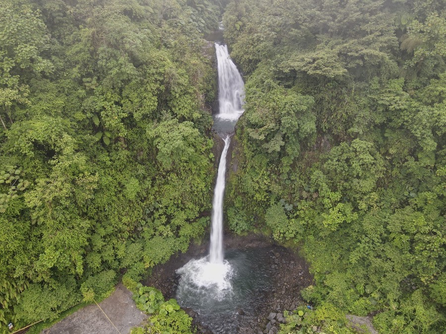 La Paz Waterfall, one of the biggest waterfalls in costa rica