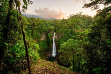 Mejores cascadas de Costa Rica Cascada Toro