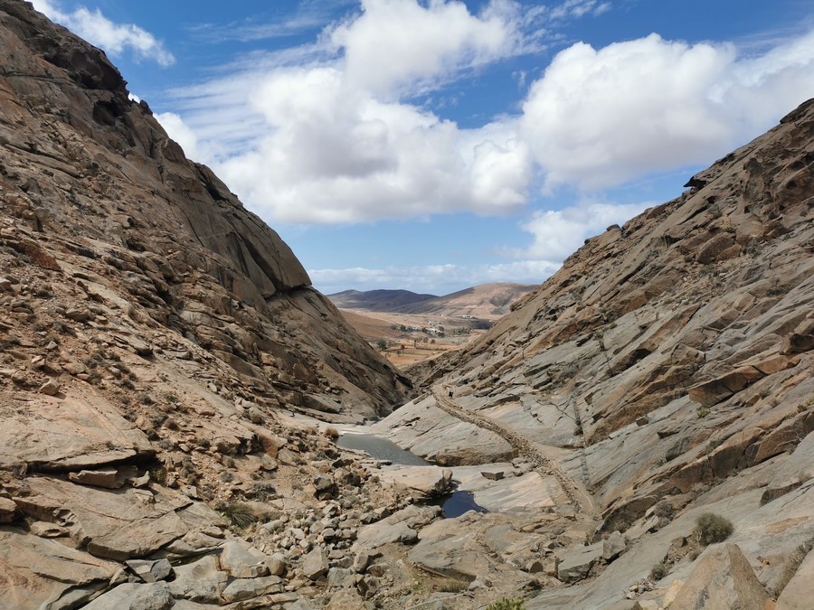 Cómo llegar al Barranco de Las Peñitas en un tour organizado