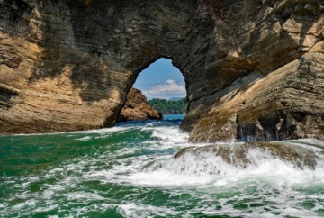 Playa Ventanas y otras playas que visitar en Uvita