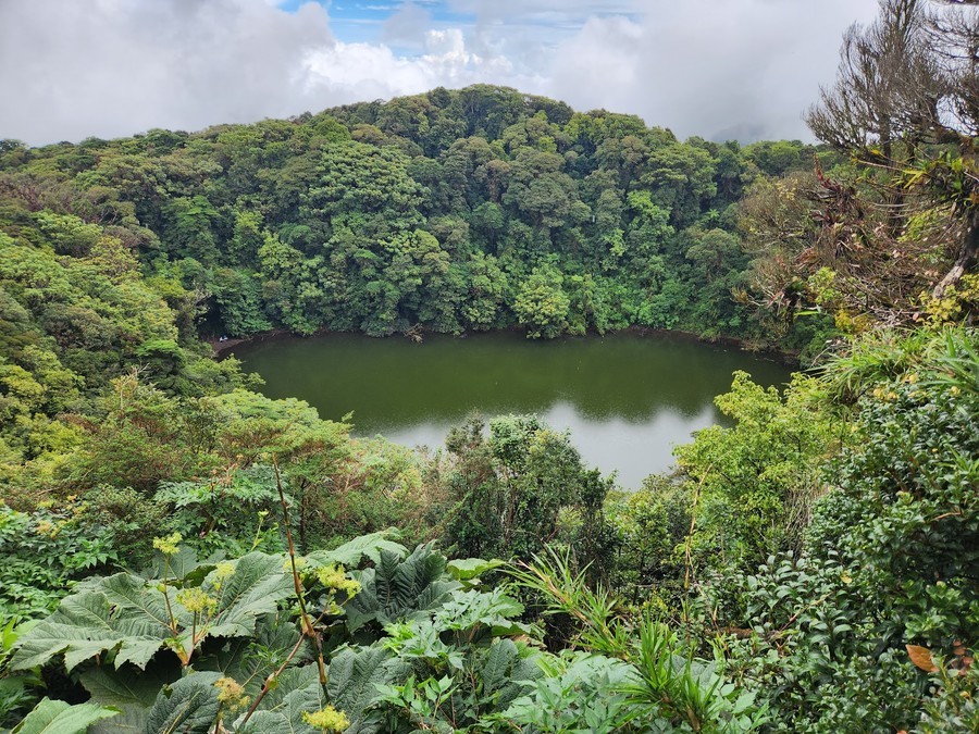 Barva Volcano, how many volcanoes does costa rica have