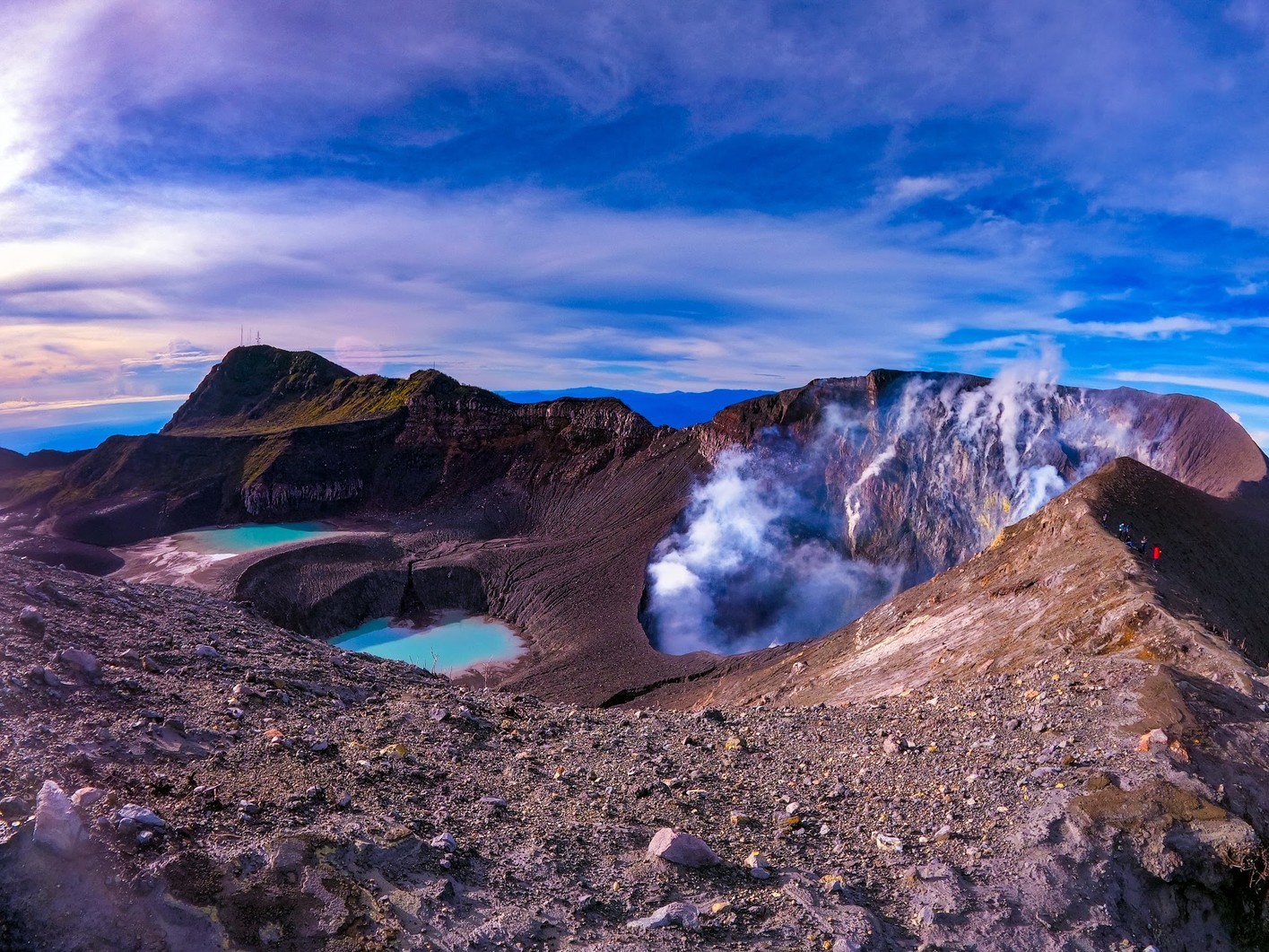 Volcán Turrialba, uno de los volcanes activos en Costa Rica más populares