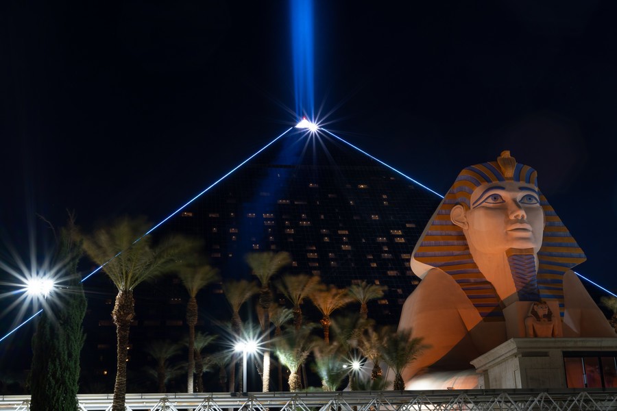 The Luxor, themed hotel rooms in las vegas