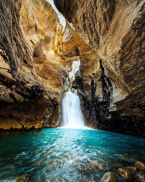 La Leona Waterfall, one of the best waterfalls in liberia costa rica