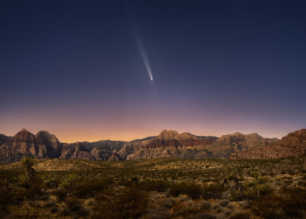 Comet Tsuchinshan-ATLAS, Red Rock Canyon