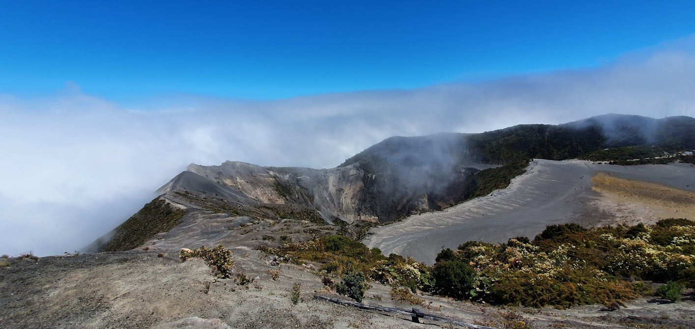 Precios y horario para visitar el Parque Nacional Volcán Irazú