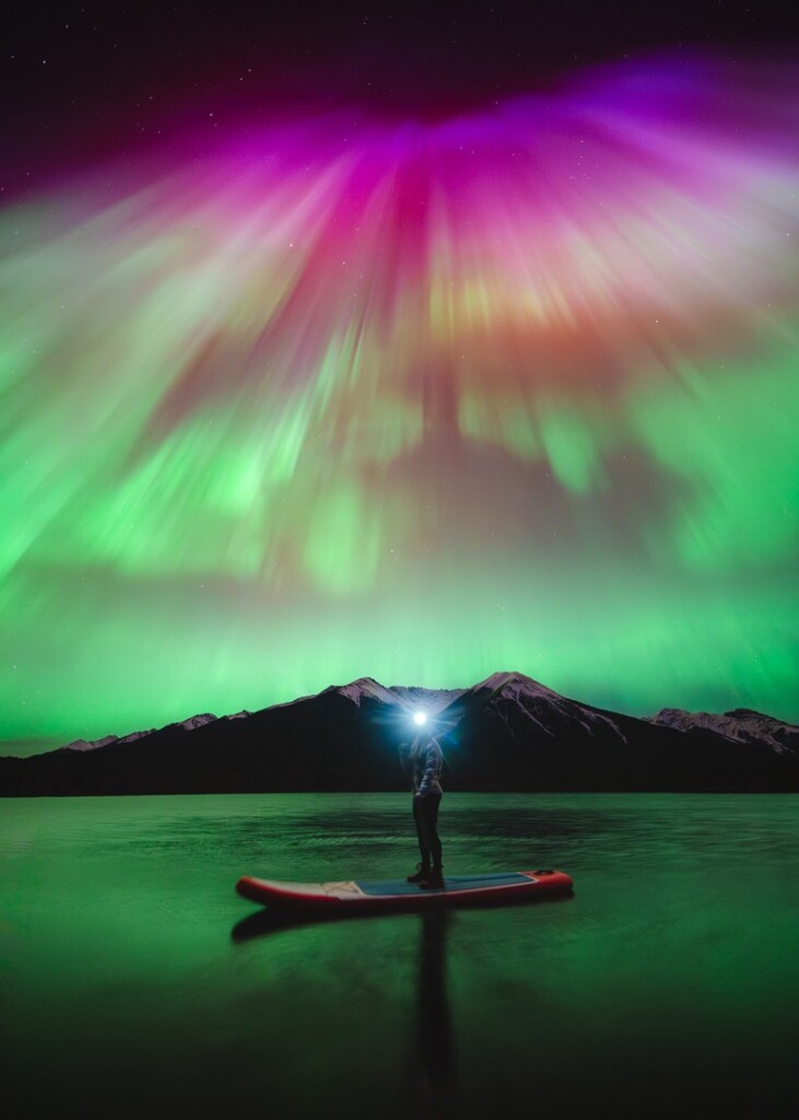 "Paddling under the Aurora" - Herry Himashu