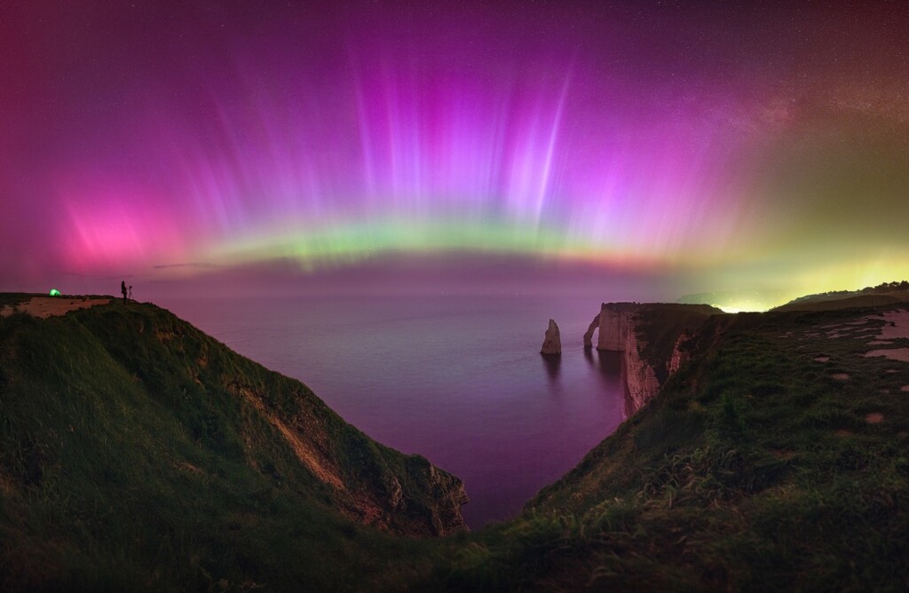 "A Historic Night: Northern Lights at Étretat (France)" - Julien Looten