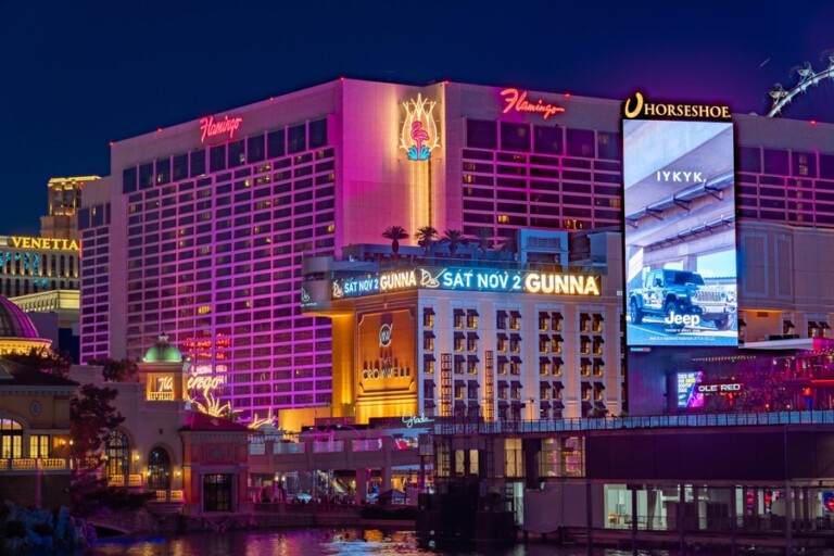 20 Best Hotels in Las Vegas Strip + MAP