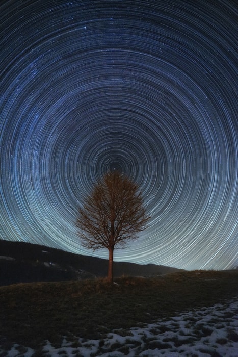star trails fotografia de larga exposicion nocturna