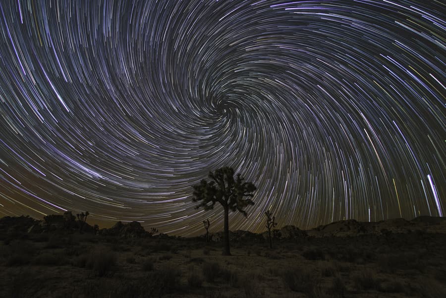 how to photograph vortex star trails