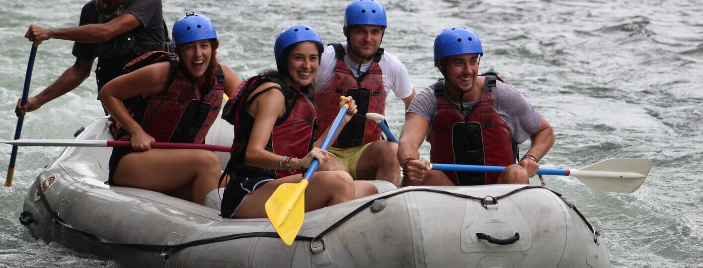 Guía de rafting en el Rio Pacuare de Costa Rica