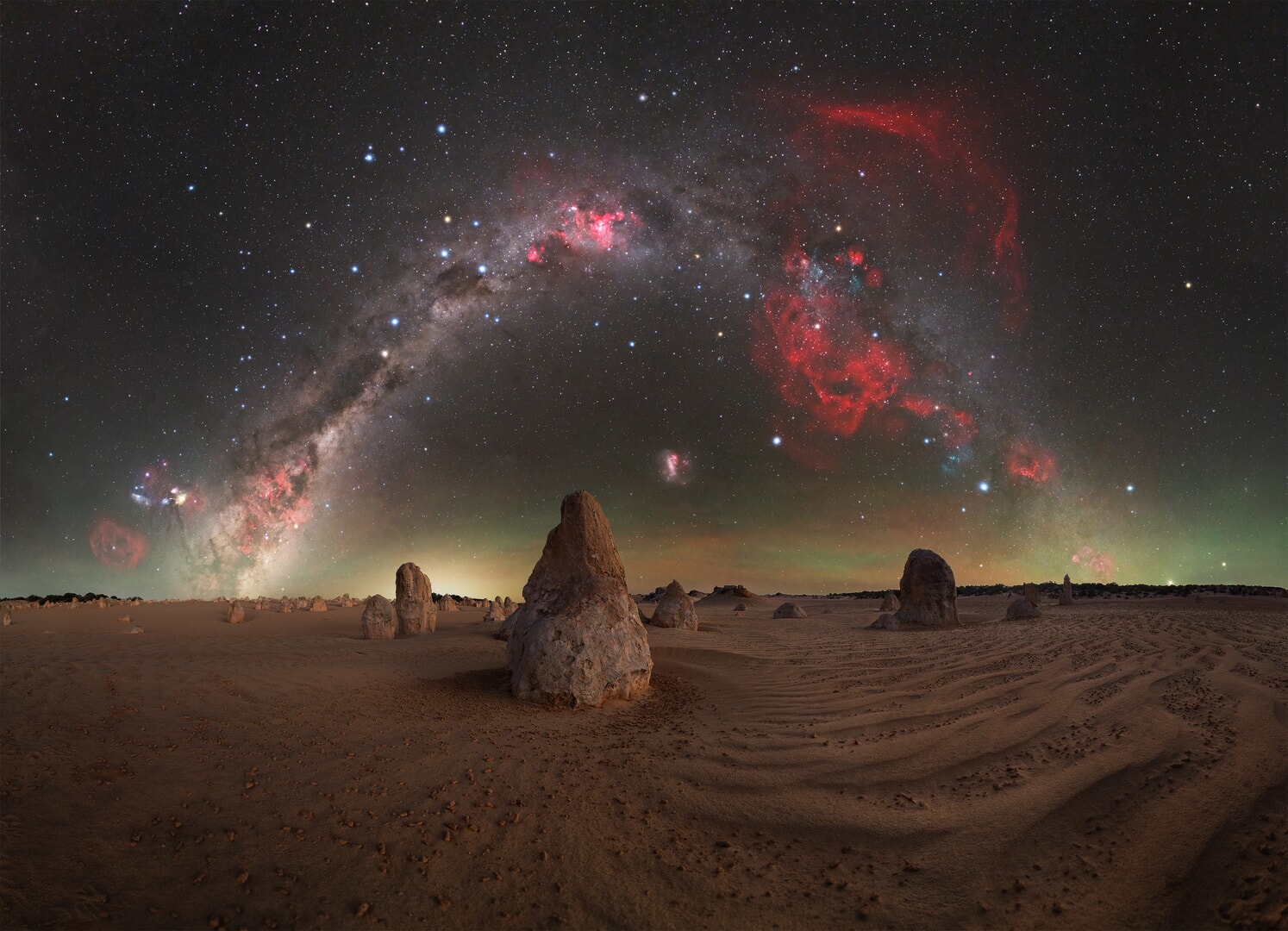 Milky Way over Australian desert Milky Way in Western Australia