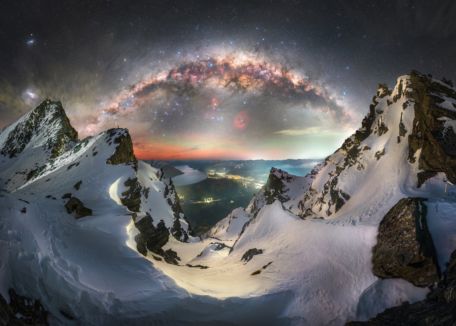 milky way in new zealand Milky Way arch over Queenstown