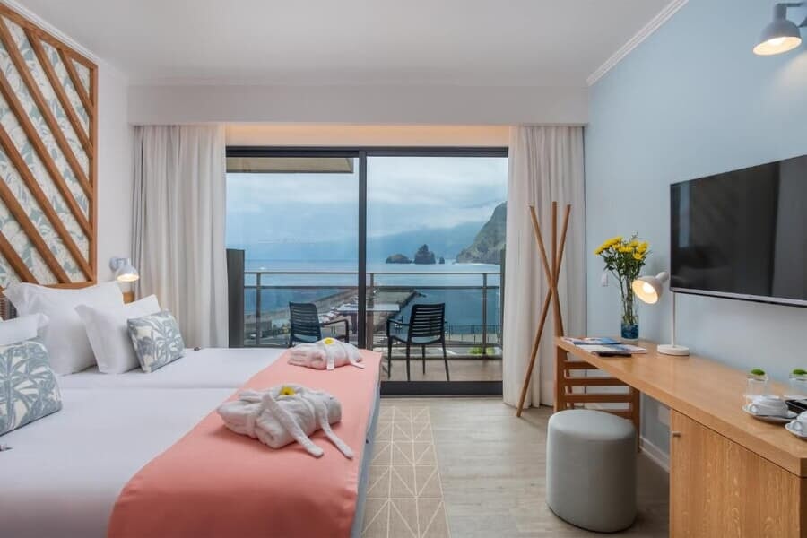 Hotel in Madeira Island Photo Tour