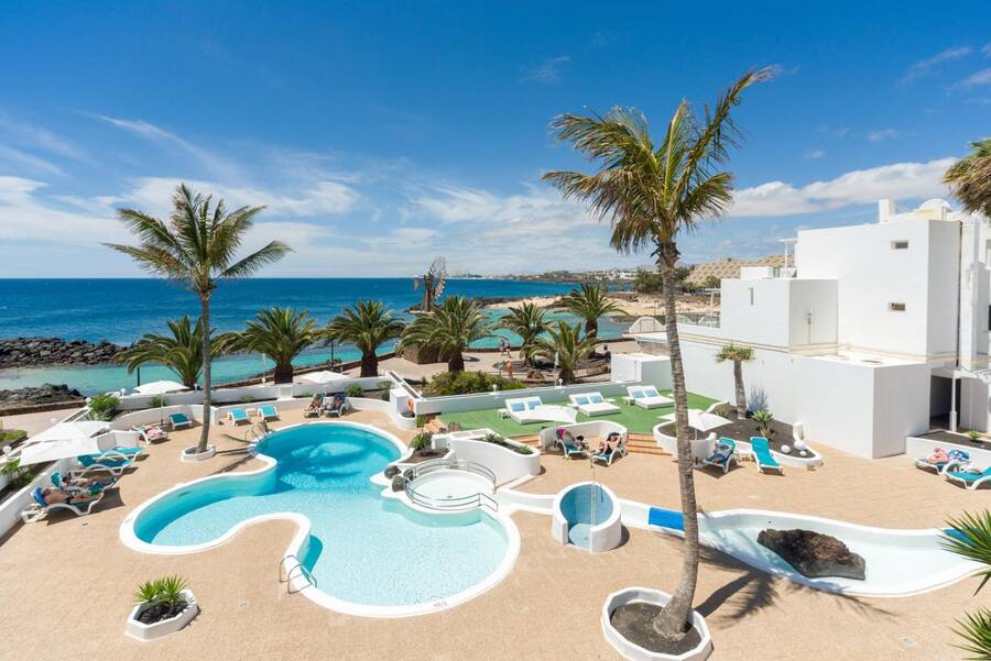 Neptuno Suites, holiday apartments in costa teguise