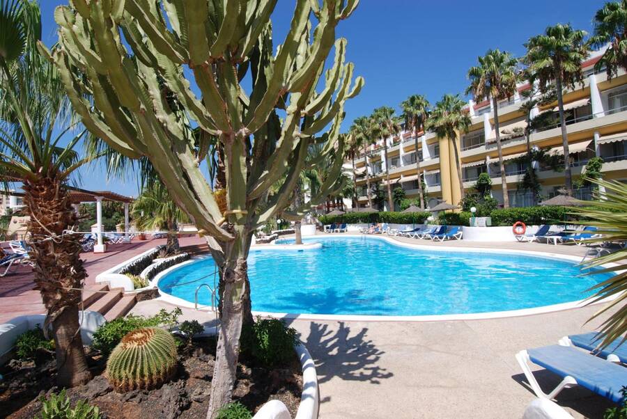 Apartamentos Matorral, uno de los hoteles todo incluido en Morro Jable con piscina privada